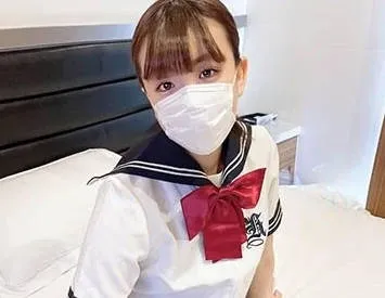 FC2-PPV-4607600 干净整洁娃娃脸制服妹子