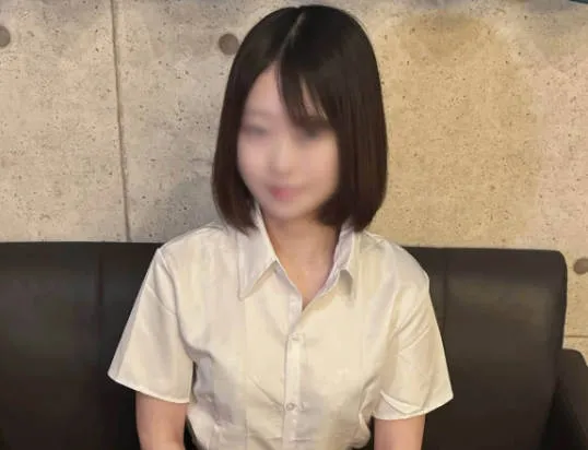 FC2-PPV-4617033 20多岁的办公室女士