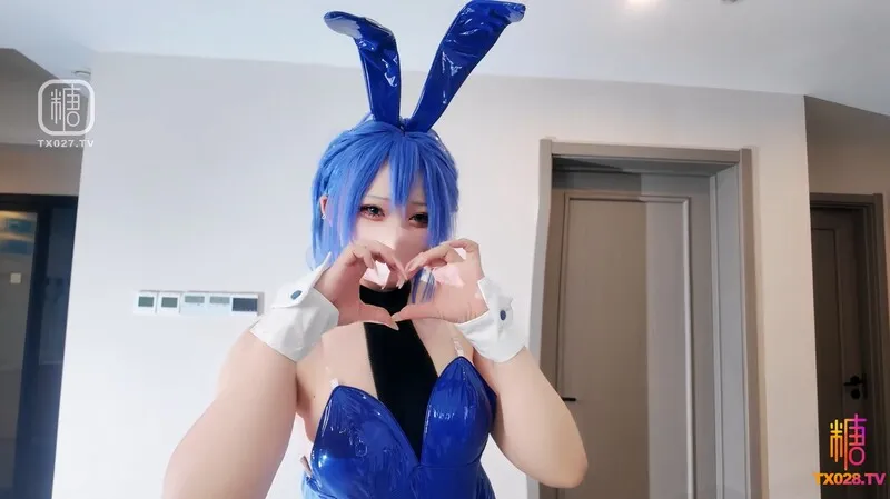 肉感瑜伽高潮到喷水 星野兔