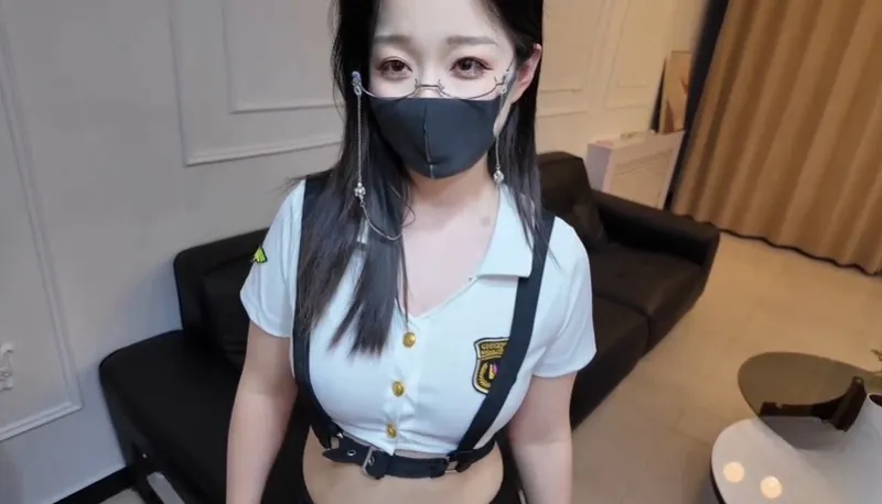 淫魔父亲猛操女儿骚穴 小羊妹妹