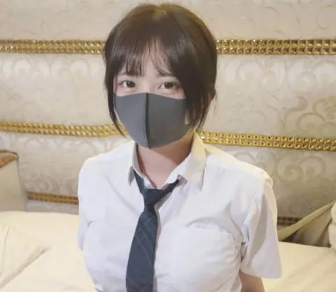 FC2-PPV-4641935 袭击并被迫一次又一次射精