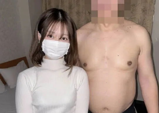 FC2-PPV-4625246 白皙清纯的偶像级女孩