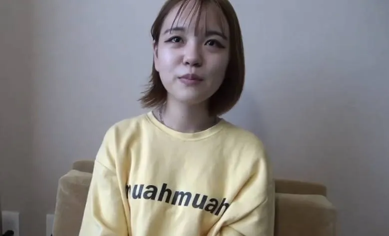 FC2-PPV-3105678 令人震惊的美女拥有潜在偶像面孔