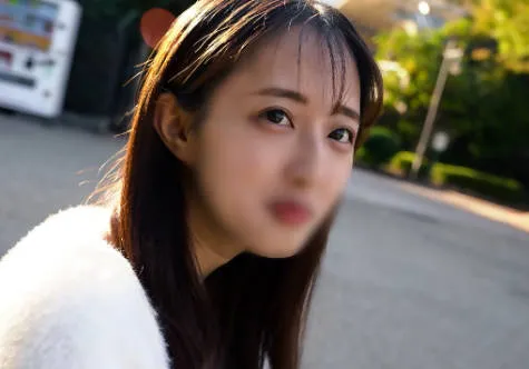 FC2-PPV-3990488 练习古典芭蕾的少女