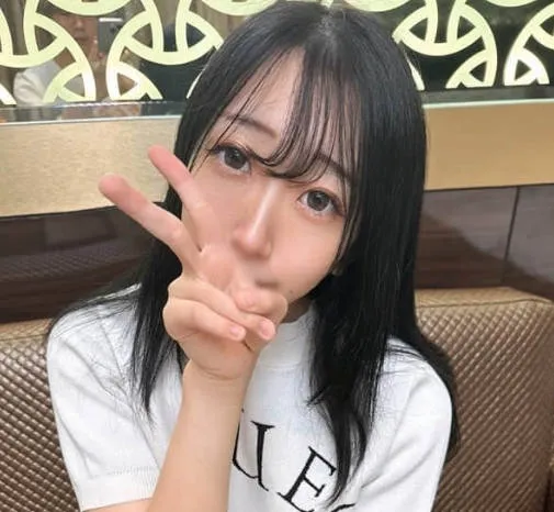 FC2-PPV-4602128 身高164cm的日本美女