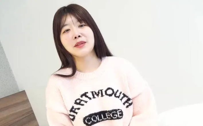 FC2-PPV-4825751 身体仍在发育的女大学生