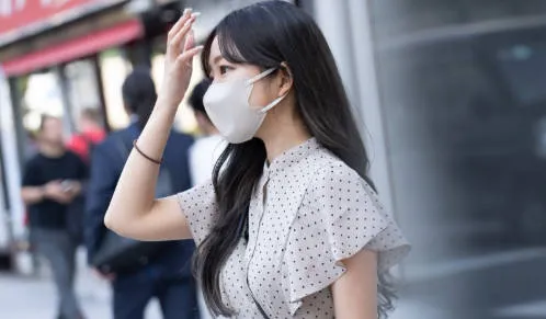 FC2-PPV-3849754 以聪明的文科生而闻名