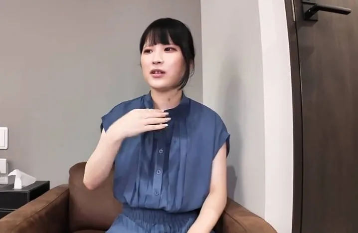 FC2-PPV-4740301 有男友的女孩盛夏酒店密会