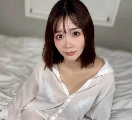 FC2-PPV-4663637 G罩杯受虐狂美容顾问