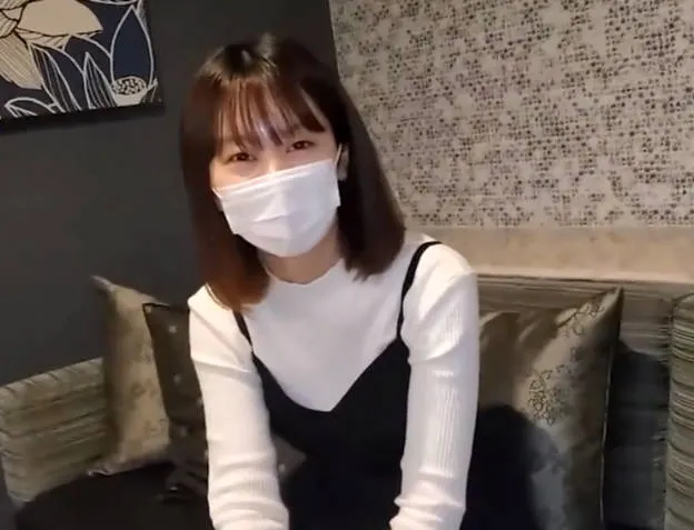 FC2-PPV-3350137 天真纯洁女孩的成长历程