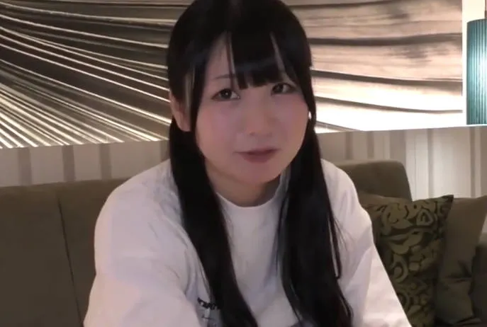 FC2-PPV-3353973 双马尾女孩