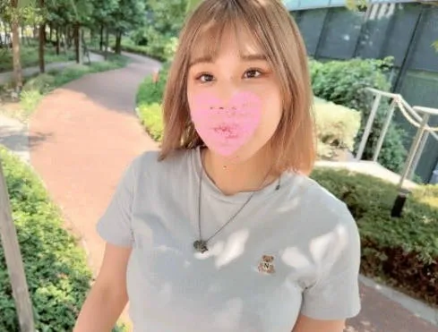 FC2-PPV-3909759 她被中年男人激烈的性爱技巧所诱惑