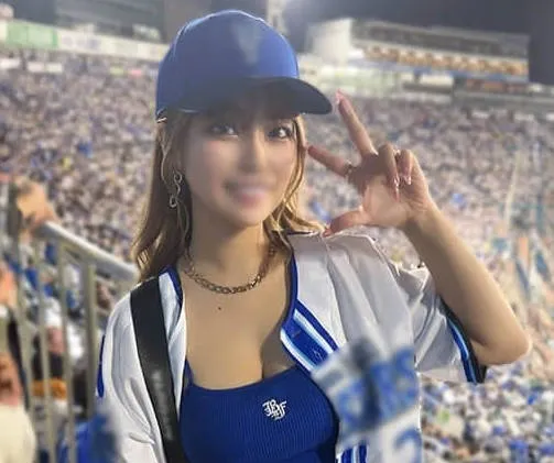 FC2-PPV-4685412 巨乳棒球选手