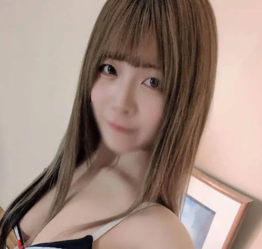 FC2-PPV-4637073 史上最大的阴部曝光