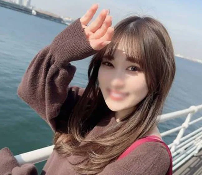 FC2-PPV-4529641 可怜的专业生系列的美女3名精选