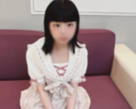 FC2-PPV-4654409 偶像般的白色透明身体