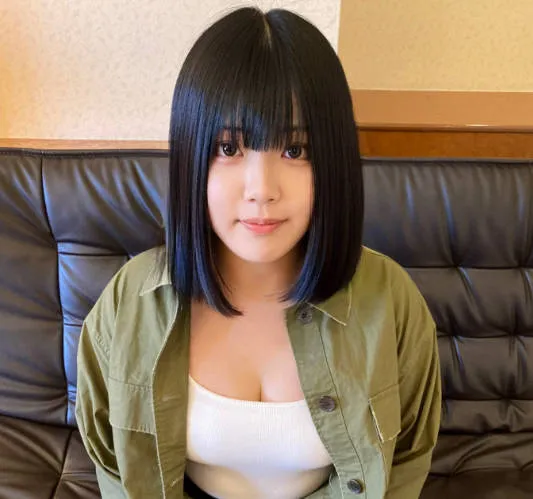 FC2-PPV-3808403 拥有3个性伴侣的G罩杯女孩