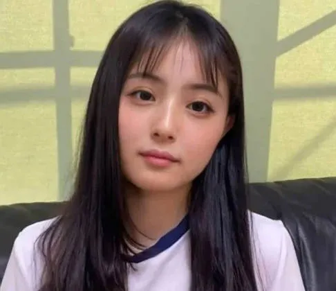 FC2-PPV-4600168 看起来与某位著名女演员非常相似