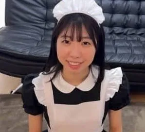 FC2-PPV-4676393 黑发纯真无邪