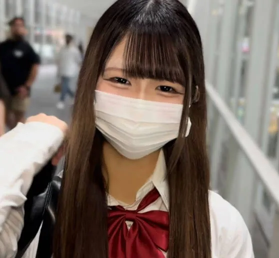 FC2-PPV-4715829 超赞H罩杯巨乳