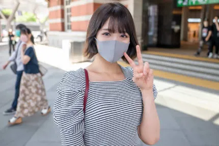 FC2-PPV-2982215 F罩杯的艺术系学生