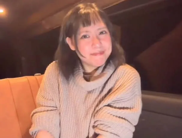 FC2-PPV-4813970 在车里谈条件做爱