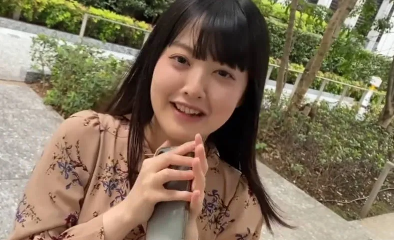 FC2-PPV-3799214 就读于明治大学国文系拥有美乳美臀清纯外貌的美少女