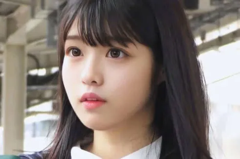 FC2-PPV-4663355 一位超级美女