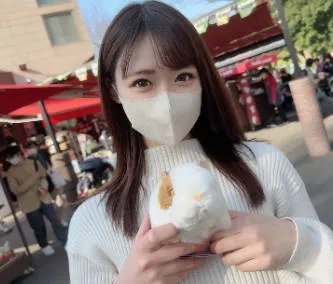 FC2-PPV-3750309 从学生时代就对我有好感的可爱学妹