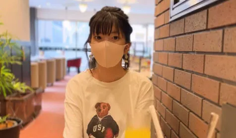 FC2-PPV-3098539 纯情无邪的女孩