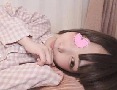 FC2-PPV-4501794 她从后面被内射了