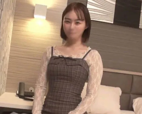 FC2-PPV-4654260 22 岁的性感怪物