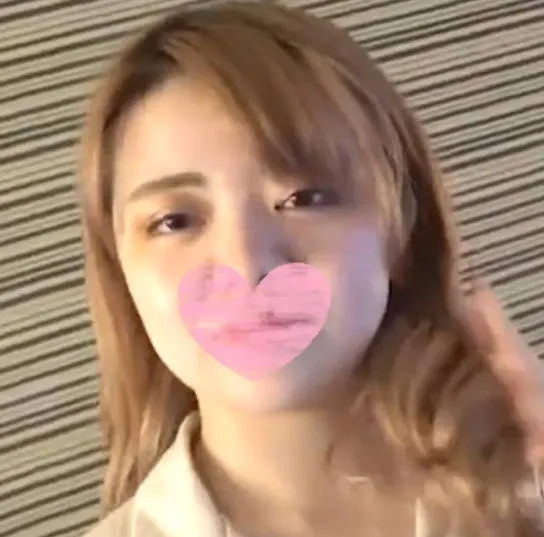 FC2-PPV-4657858 我和一位胸部美丽的性朋友