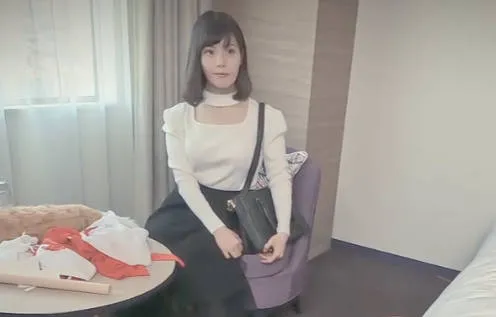 FC2-PPV-2828810 办公室女神