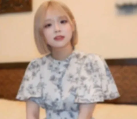 FC2-PPV-4665097 美乳E罩杯