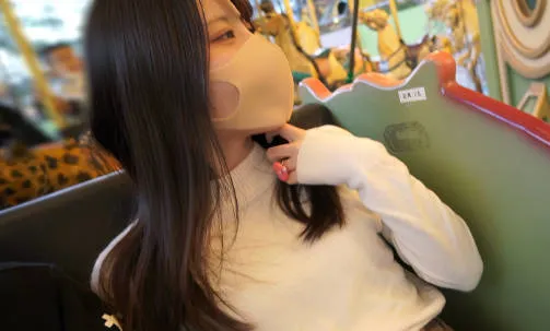 FC2-PPV-3244684 可爱的大学生被训练体验成年人的乐趣