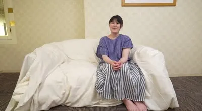 FC2-PPV-4551882 我出道是因为想怀孕