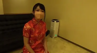 FC2-PPV-4722789 艾丽卡酱的中国裙太强了