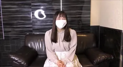 FC2-PPV-4591912 白皙女大Emi无套内射