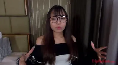 FC2-PPV-4724134 像桥本环奈却不知道自己性价值的素人JD无套中出