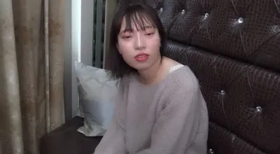 FC2-PPV-4504330 充满潜力的肤色白皙美裸体