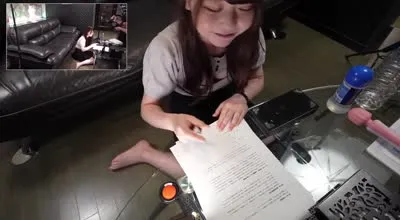 FC2-PPV-4498321 精心养育的太过优雅的盒装小姐