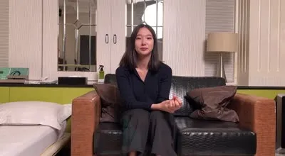 FC2-PPV-4696030 瞧不起男人的女大生被中出调教