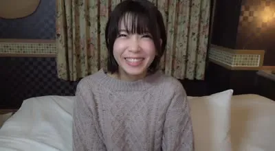 FC2-PPV-4309878 纤细美丽的身躯