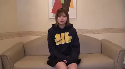 FC2-PPV-4238329 惊异三射精S级白皙美肌素人美女吞精后浴室中出