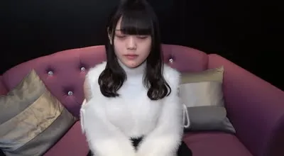 FC2-PPV-4165309 就读于小冈大学的勇敢而认真的女孩