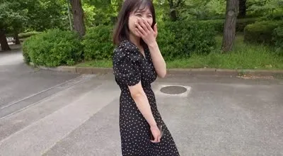 FC2-PPV-4742218 美丽的妻子陷入了无性婚姻