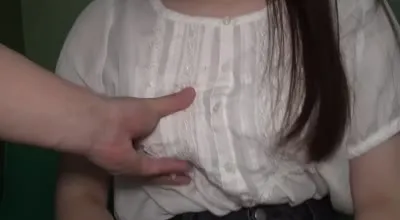 FC2-PPV-4003874 她太可爱了可能会被发掘成为偶像