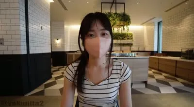 FC2-PPV-3812823 可爱又认真的年轻人妻