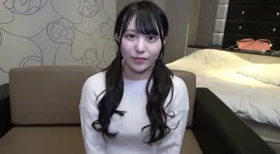 FC2-PPV-3299193 皮肤白皙身材苗条的便利店店员